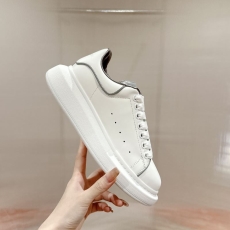 Alexander Mcqueen Low Shoes